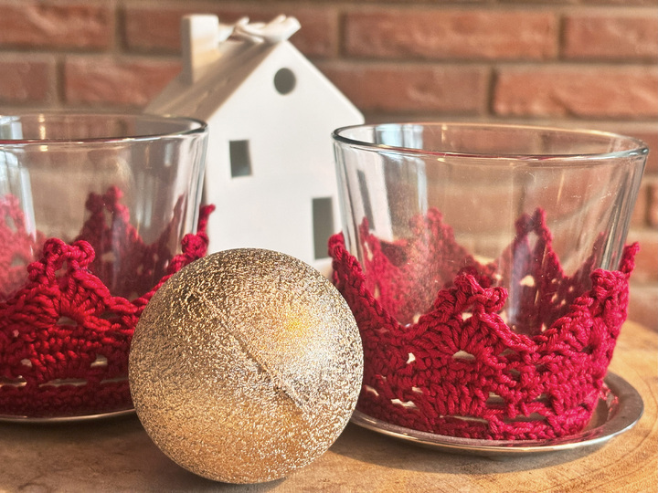 Häkelanleitung: Weihnachtliche Teelichtdeko häkeln