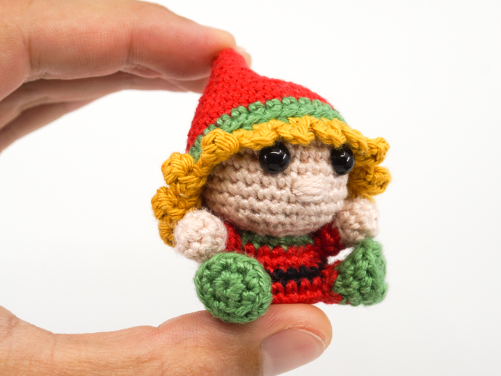 Amigurumi Female Christmas Elf Crochet Pattern