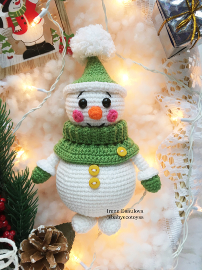 Crochet Amigurumi pattern Snowman Oscar