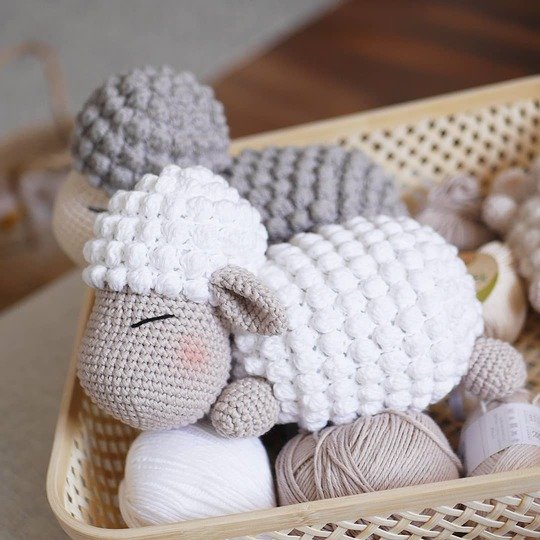 Häkelanleitung Schäfchen Frieda als Spieluhr, Amigurumi
