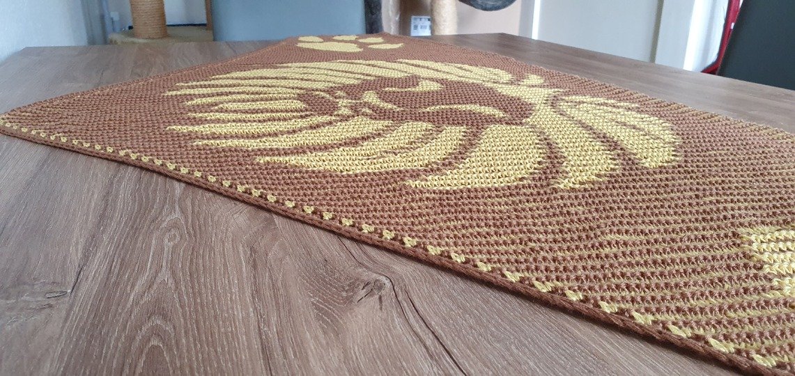 Lion Head, Shadow Knitting, Illusion Knitting, Motif Shawl