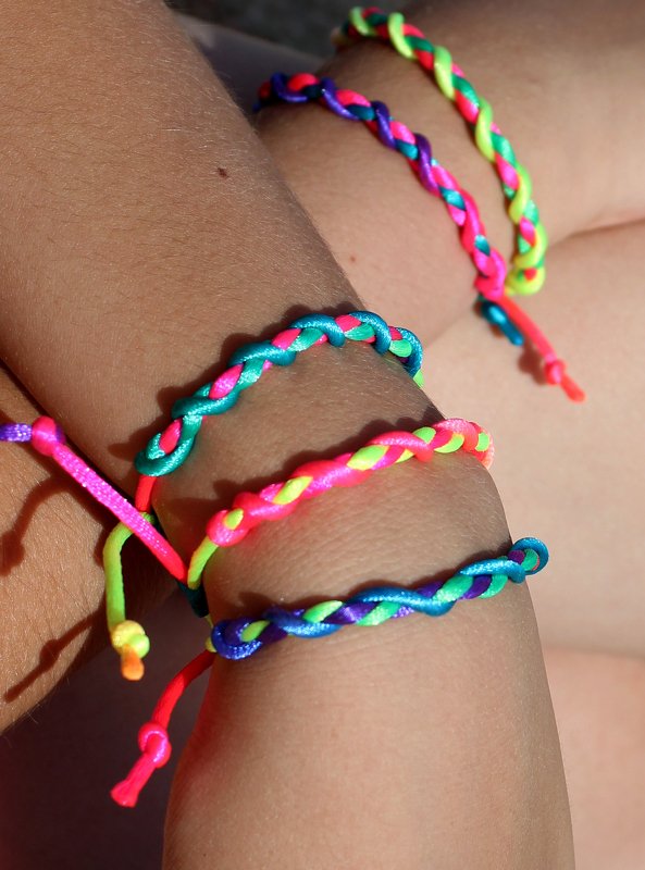 "Zauberbändchen" - Armband mit Überraschungseffekt - Bild 2