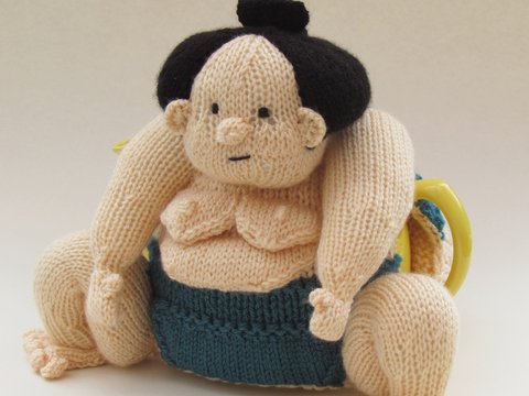 Sumo Wrestler Tea Cosy Knitting Pattern
