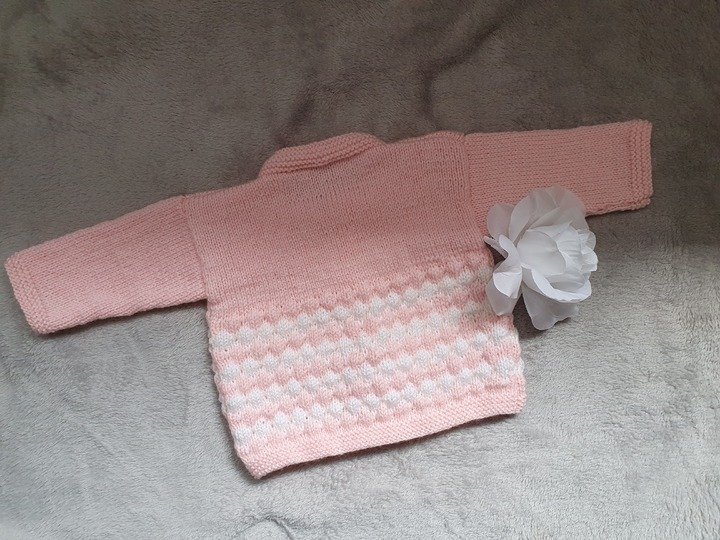 Strickanleitung Babyjäckchen Bubble Größe 74/80!