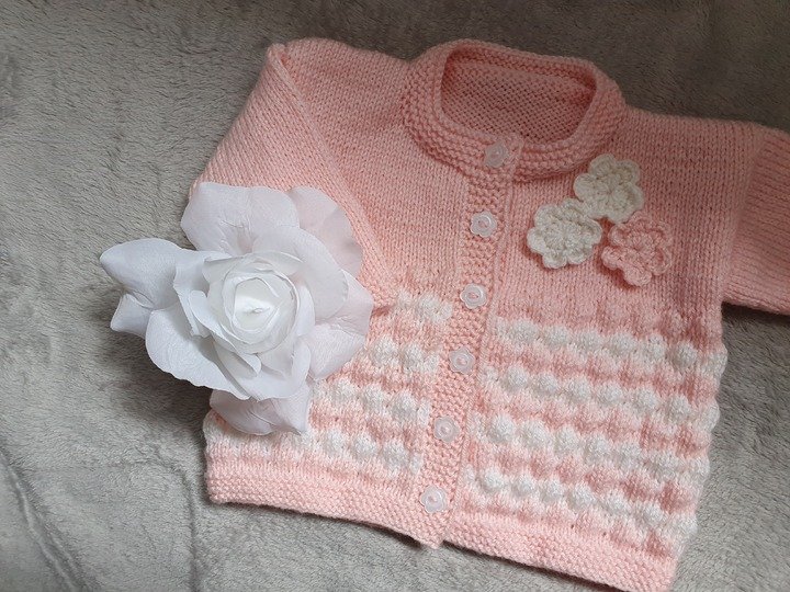 Strickanleitung Babyjäckchen Bubble Größe 74/80!