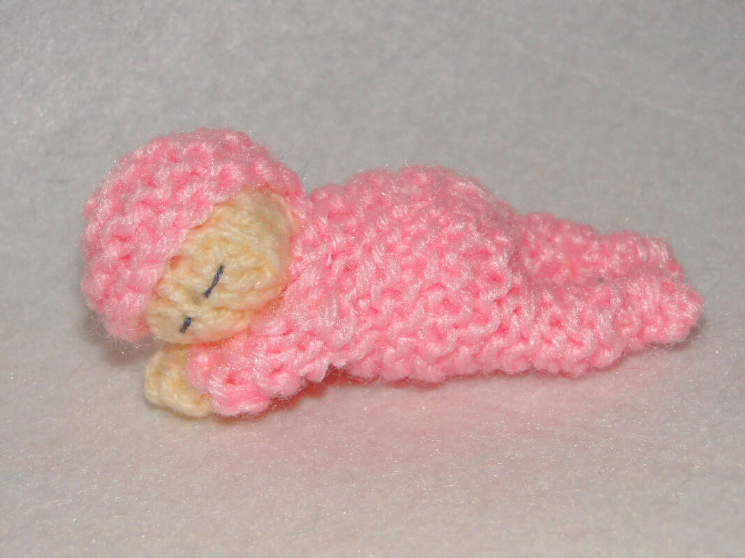 Lovely Sleeping baby - knitting pattern amigurumi