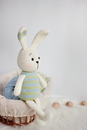 Crochet pattern Striped bunny amigurumi