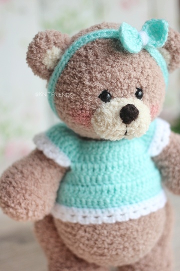 Crochet pattern amigurumi bear Brownie