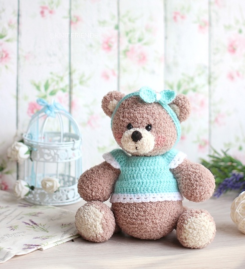 Crochet pattern amigurumi bear Brownie