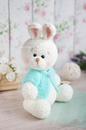 Crochet pattern amigurumi Bunny Oliver