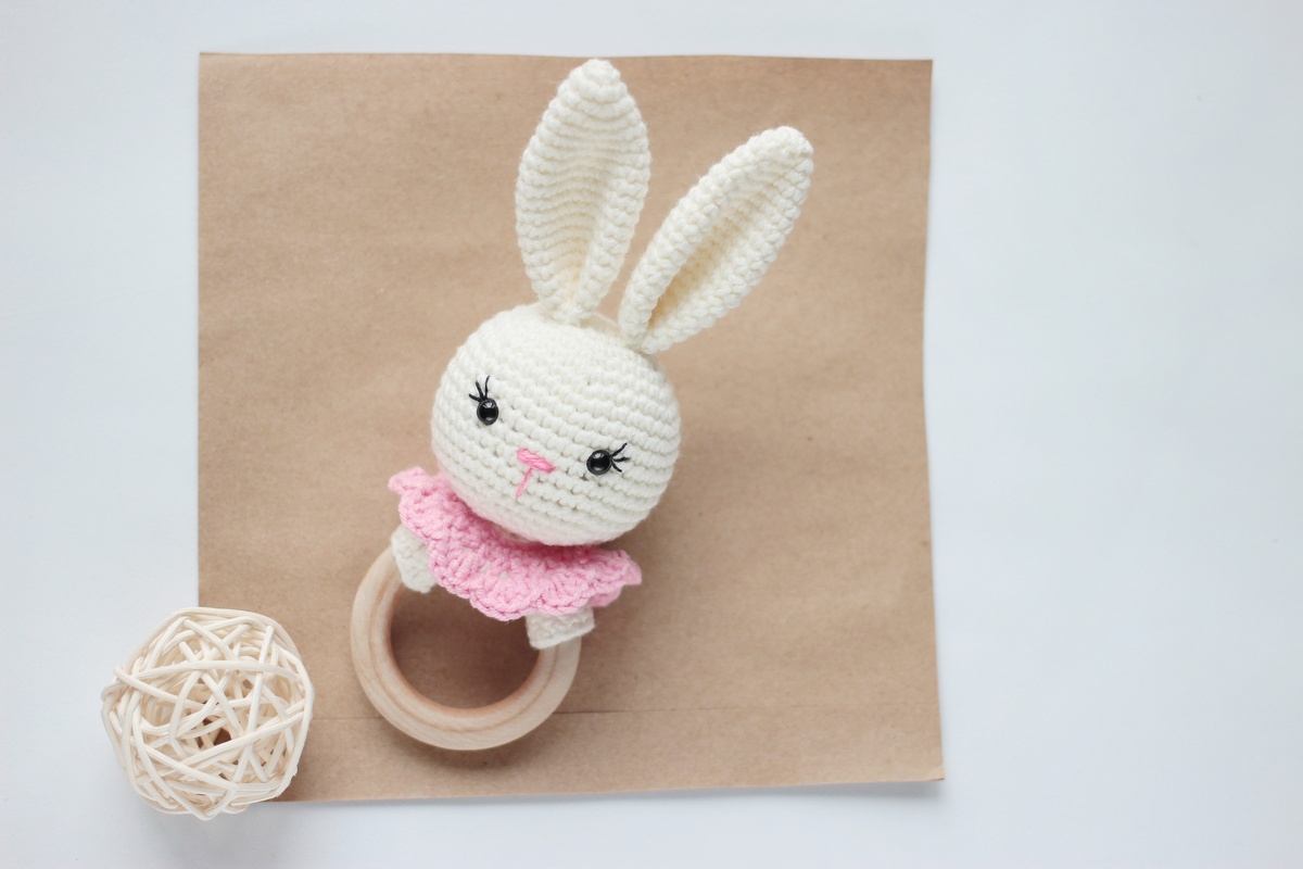 Crochet pattern Baby rattle bunny PDF - Image 5