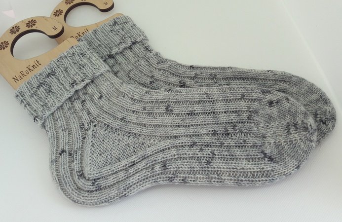 Pattern Cozy Ribs - toe up knitted cozy socks