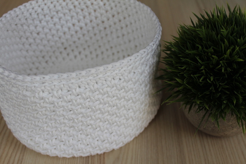 "Flechtwerk" gehäkeltes Körbchen