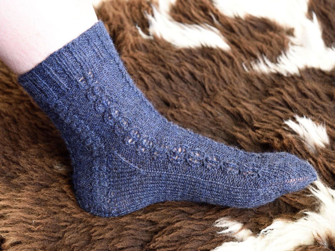 Socken mit falschen Zöpfen in Gr. 40