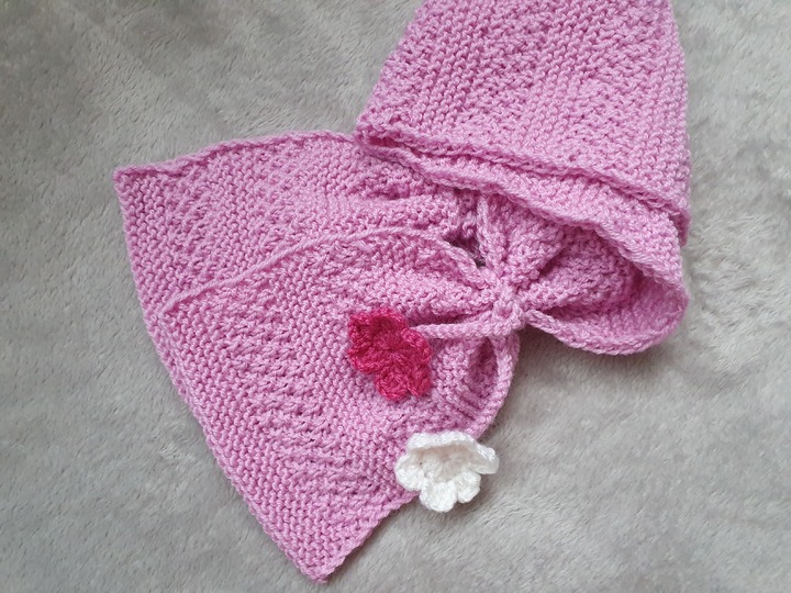 Strickanleitung Mädchenschal 3 - 4 Jahre mit Häkelblümchen!