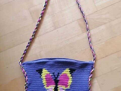 Anleitung Umhängetasche mit einem Schmetterling