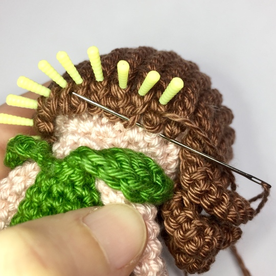 Anleitung für gehäkelte Puppe: Osterglöckchen Naru (Deutsch)