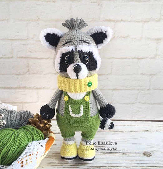 Crochet pattern Amigurumi Raccoon Max