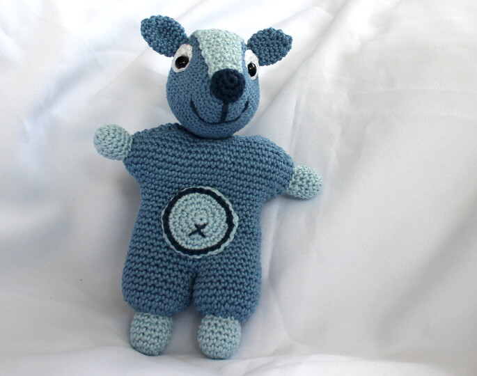 Crochet a Flying Squirrel – cuddly toy with a striped tail (EN & DE)