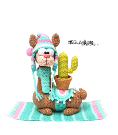 little Llamas with cactus