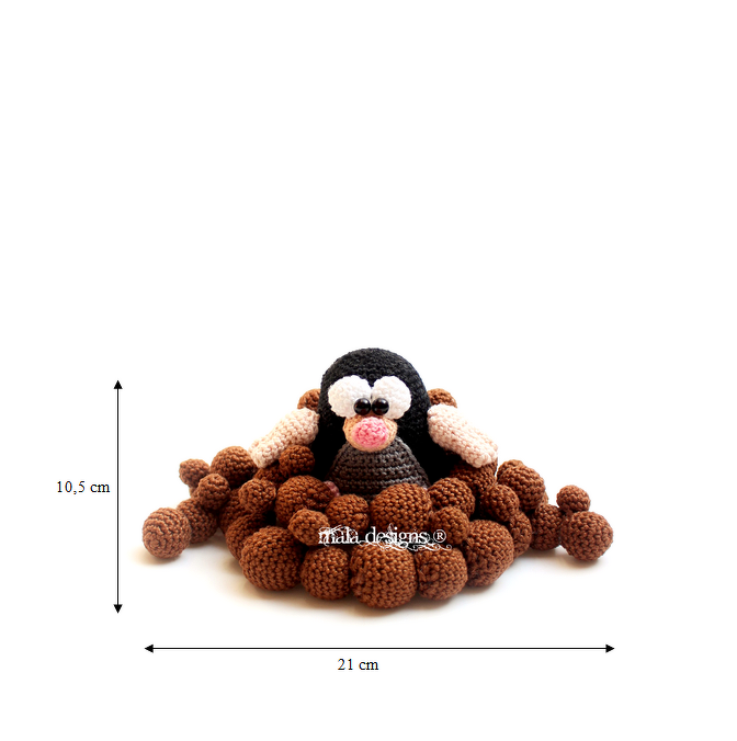 Maulwürfe mit Erdhügel - Bild 2