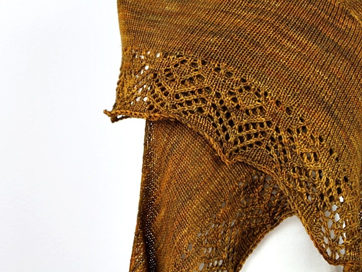 Strickanleitung halbrundes Tuch Willow - einfaches Tuch mit Lochmuster