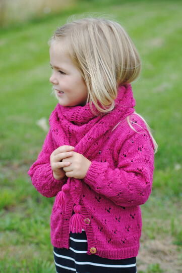 Strickanleitung Dreieckstuch Fiona in der Größe 110x46 cm
