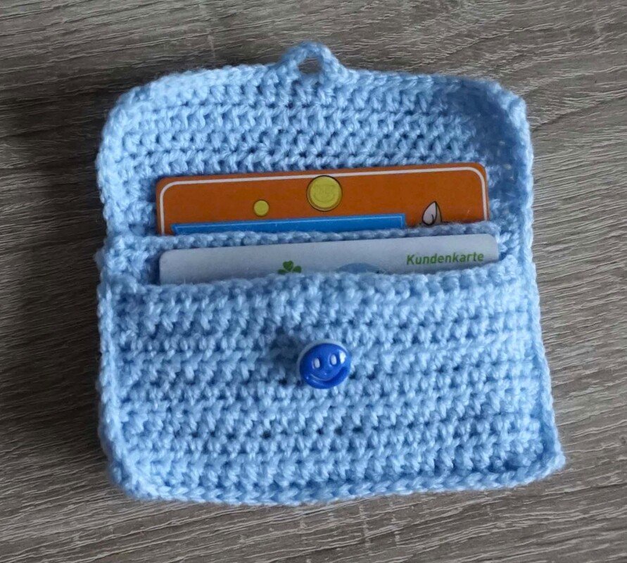 Crochet Pattern: Wallet With 2 Compartments - Image 3