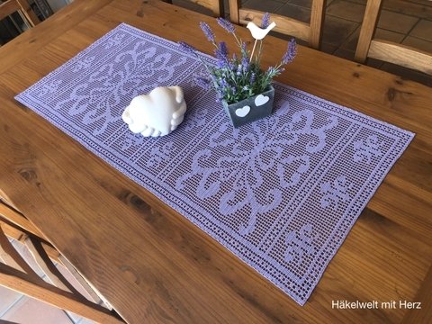 Häkelanleitung / Tischläufer "Schmuckstück"