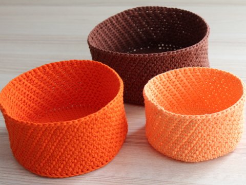 "schönes Zuhause" gehäkeltes Körbchen Utensilo