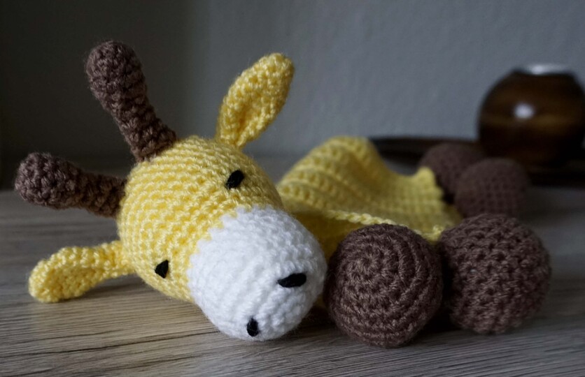 Amigurumi Häkelanleitung Schnuffeltuch Giraffe Amy