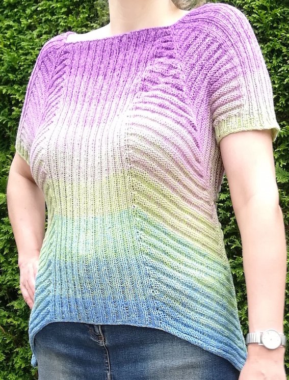 Ripperia - Kurzarmpulli aus einem Farbverlaufsbobbel - Bild 3