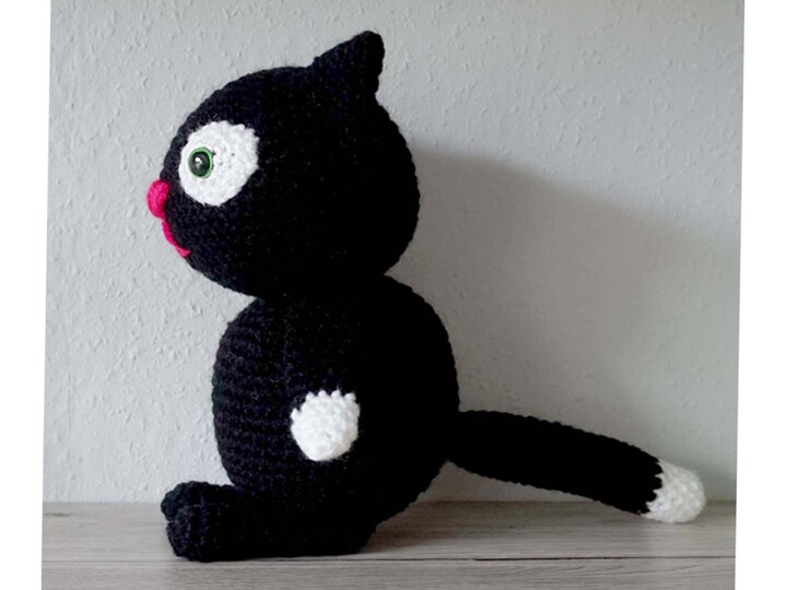 Amigurumi Häkelanleitung für die Katze Blacky 