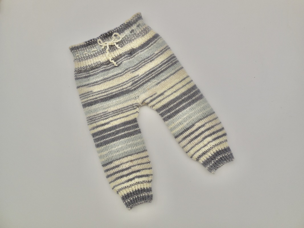 Babyhose Noah - Strickanleitung - 0 - 3 Monate