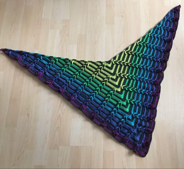 Häkelanleitung Dreieckstuch Umarmung