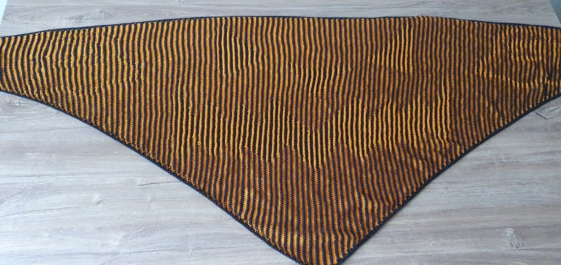 Pumpkin, Shadow Knitting, Illusion Knitting, Motif Shawl