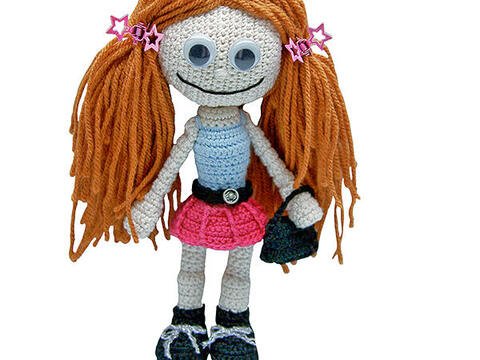 PDF Häkelanleitung Gill Girlie Mädchen Puppe Häkelfigur Häkelpuppe amigurumi Anleitung spielen spielzeug kinder püppchen