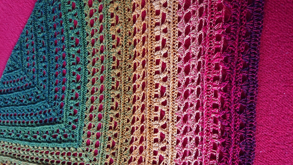 Tuch Xenia Häkeln Häkeltuch Dreieckstuch Stola Schultertuch