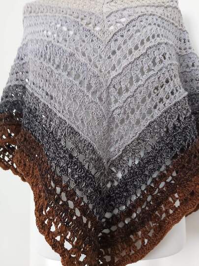 Tuch Xenia Häkeln Häkeltuch Dreieckstuch Stola Schultertuch