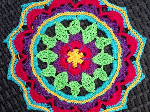 Kombianleitung Mandala Traumfänger und Deckchen (jeweils in zwei Größen)