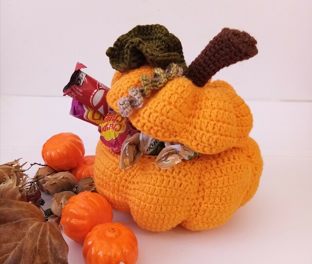 Halloween Pumpkin Basket. Crochet pattern