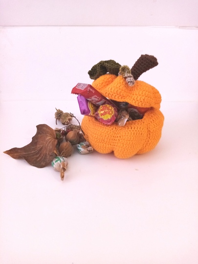 Halloween Pumpkin Basket. Crochet pattern