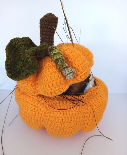 Halloween Pumpkin Basket. Crochet pattern