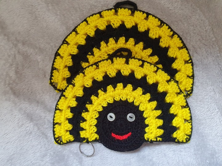 Häkelanleitung Topflappen Rasta!