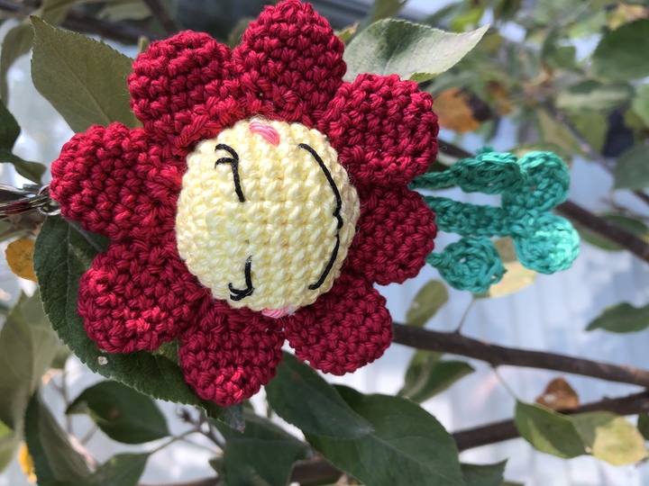 Anleitung Blume "Rita" - Schlüsselanhänger/ Taschenbaumler