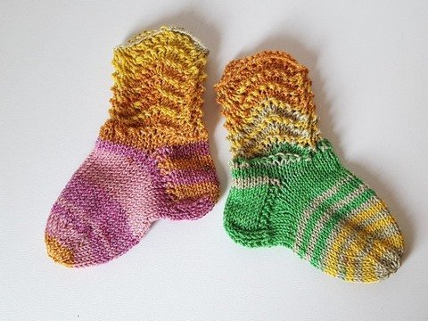 Strickanleitung Baby-Socken, Babysöckchen, Sohlenlänge ca. 11 cm