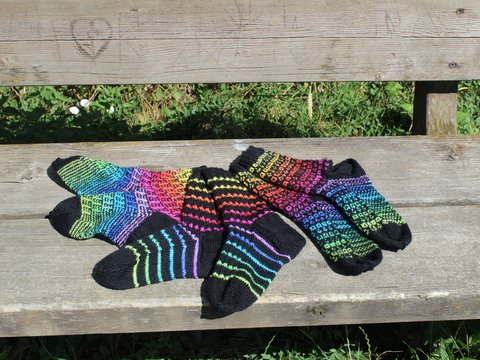 3 Anleitungen Socken Sommerlaune