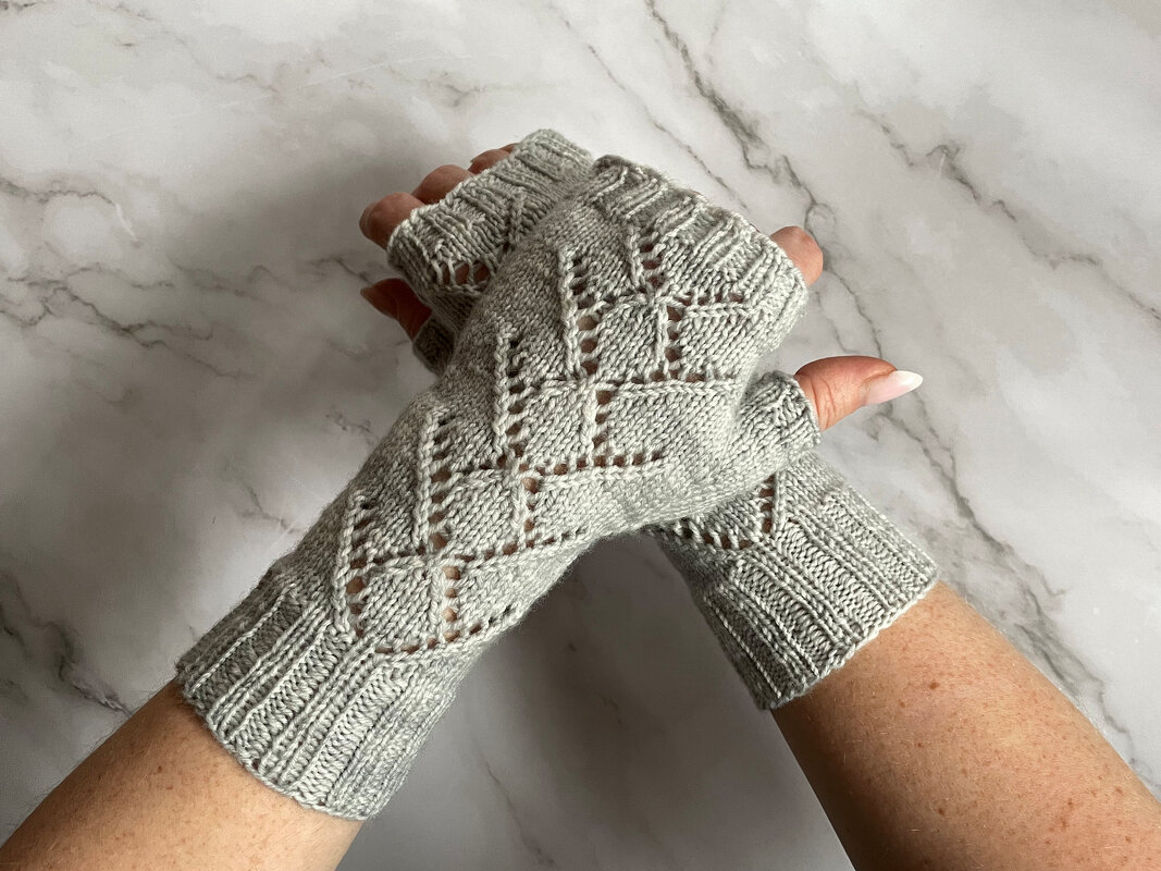 Fingerless Mitts Marianne