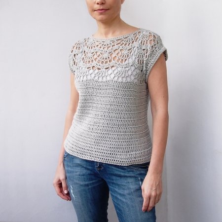 Pattern Pearl Shell Top
