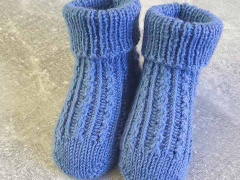 Anleitung Trachensocken für Baby´s